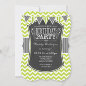 Lime Green Chalkboard Chevron verjaardagsuitnodigi Kaart (Voorkant)