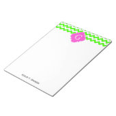 Lime Green Chevron Hot Pink Quatrefoil Monogram Notitieblok (Schuin)