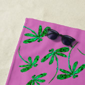 Lime Green Dragonfly Frenzy Beach Towel Strandlaken (In situ)