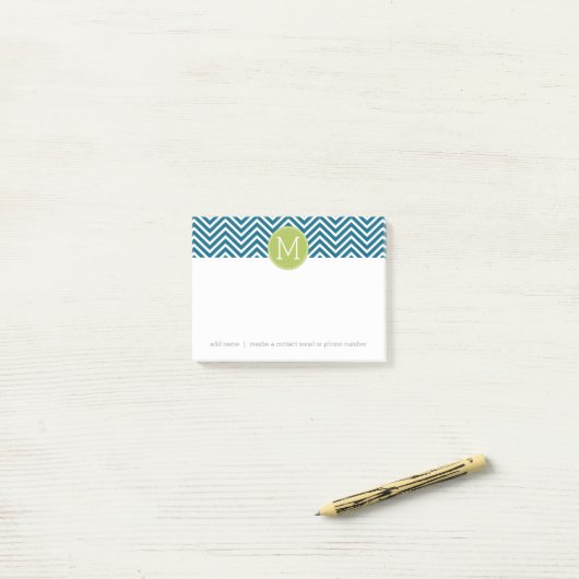 Lime Green en Blauwgroen Chevron Pattern Monogram Post-it® Notes (Op bureau)
