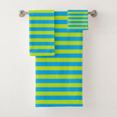 Lime Green en Turquoise Stripes Bad Handdoek (Insitu)