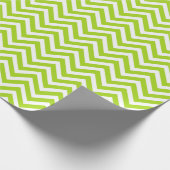 Lime Green en White Chevron Wrapping Paper Cadeaupapier (Hoek)