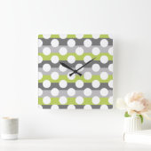 Lime Green Grey White Modern Polka Dot Pattern Vierkante Klok (Huis)