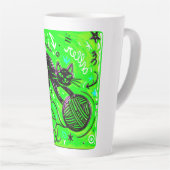 Lime Green Playful Cat Latte Mok (Rechterhoek)
