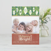 Lime Green Red Merry en Bright Family Photo Card Feestdagenkaart (Staand voorkant)