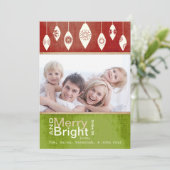 Lime Green Red Merry en Bright Family Photo Card Feestdagenkaart (Staand voorkant)