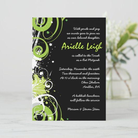 LIME GROENE SWIRLS EN STARS Bat Mitzvah Invitation Kaart (Staand voorkant)