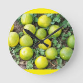 LIME TIME RONDE KLOK (Voorkant)