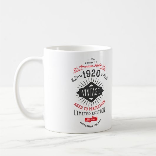 Limited Edition 100th Birthday Geboren in 1920 Koffiemok (Links)