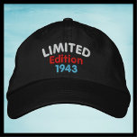 Limited Edition 1943 or Year, zwart,  retro Geborduurde Pet<br><div class="desc">Limited Edition grappig geborduurd honkbal Pet - Pet, 1943 of je geboortejaar. Voorbeeld is zwart, maar veel kleuren om uit te kiezen. Uniek verjaardagscadeau voor een oud man. Gemakkelijk om jaar of tekst te veranderen. Borduurkleuren zijn wit, rood en lichtblauw - het beste op donkere kleur petten. Alle rechten voorbehouden...</div>