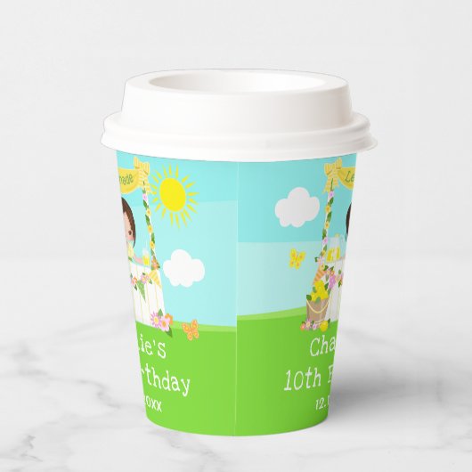 limonade stand verjaardag bruin haar meisje papieren bekers (Rechts)