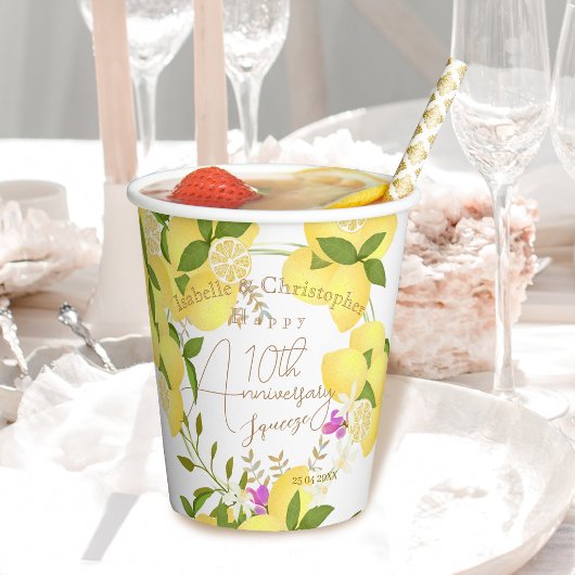 Limonen squeeze wit papieren bekers