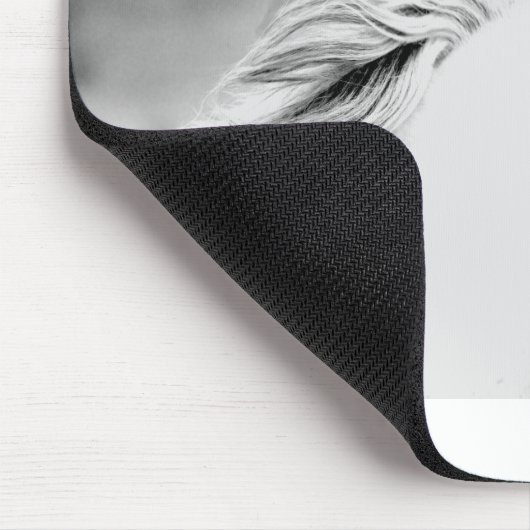 LIN26BW-mane in de Wind.tif Muismat (Hoek)