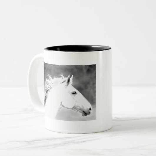 LIN26BW-mane in de Wind.tif Tweekleurige Koffiemok (Voorkant links)