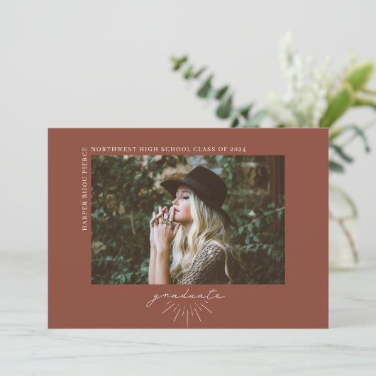 Line Art Terracotta Afstuderen Horizontale Foto Aankondiging (Staand voorkant)