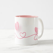 Line Heart Shape Border met Realistisch Papierhart Tweekleurige Koffiemok (Voorkant rechts)