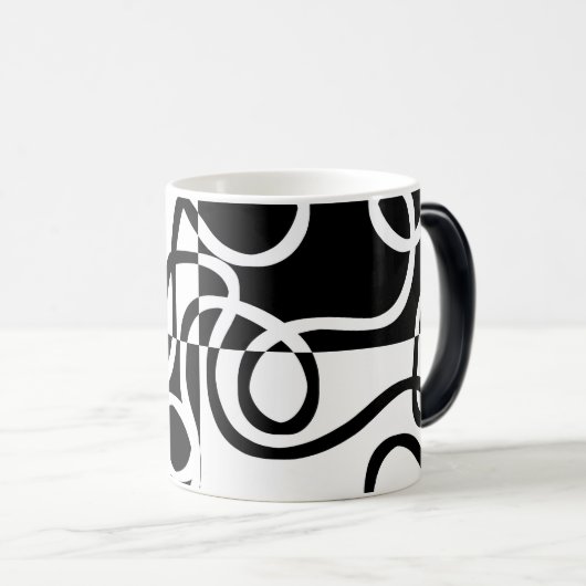 Lineaire Persuasion II: Abstract Zwart & Wit Magische Mok (Voorkant rechts)