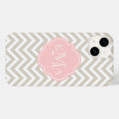 Linen Beige en Roze Chevron Custom Monogram Case-Mate iPhone Case (Achterkant (horizontaal))