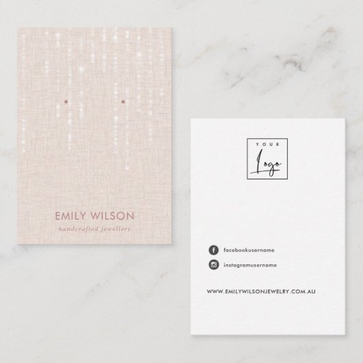 LINEN BLUSH LIGHT STRINGS STUD EARRING DISPLAY VISITEKAARTJE (Voorkant / Achterkant)