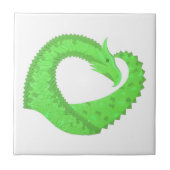 Linggroene hartdraak op wit tegeltje (Voorkant)
