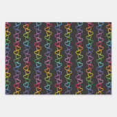 Linked Love harten op een donkere achtergrond Inpakpapier Vel (Voorkant 2)