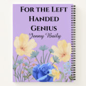 Linkshandige bloemige seringen met aangepaste naam notitieboek (Achterkant)