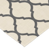 Linnen Beige en houtskool Marokkaanse Quatrefoil Korte Tafelloper (Hoek)