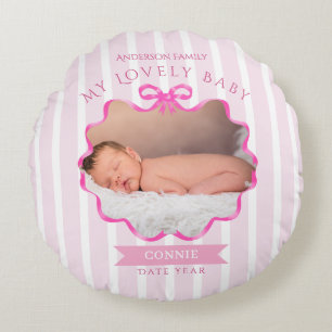 Lint lint pasgeboren baby meisje rond kussen