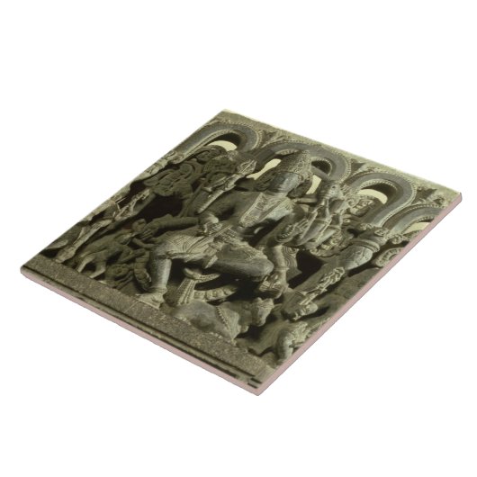 Lintel die de drieviendheid afschildert: Siva, Bra Tegeltje (Zijkant)