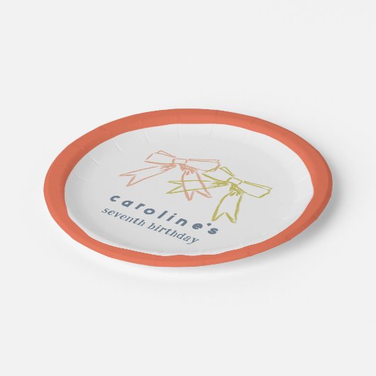 Linten en strikken gepersonaliseerde meisjes verja papieren bordje (Gekanteld)