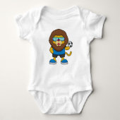 Lion als Voetbalspeler met Voetbal Romper (Voorkant)