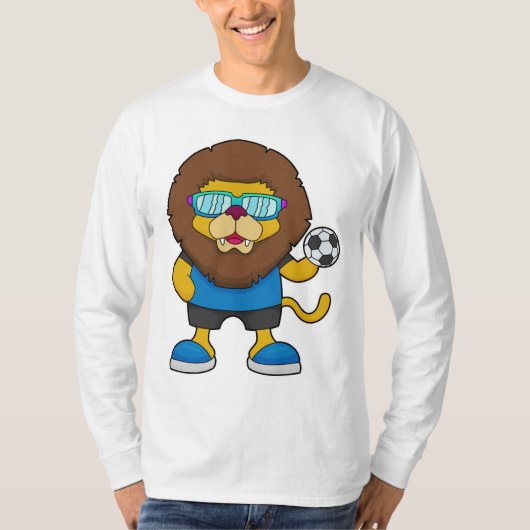 Lion als Voetbalspeler met Voetbal T-shirt (Voorkant)