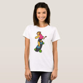 Lion as Skateboarder with Skateboard T-shirt (Voorkant volledig)