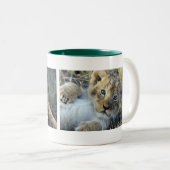 Lion Babys Tweekleurige Koffiemok (Voorkant rechts)