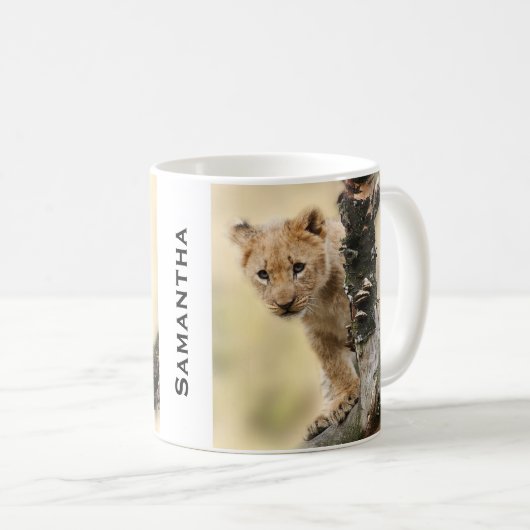 Lion Cub CLimbing Tree Personalised Photo Koffiemok (Voorkant rechts)