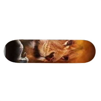LION EN DE LAM PERSOONLIJK SKATEBOARD