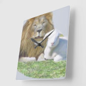 Lion en Lamb Vierkante Klok (Hoek)