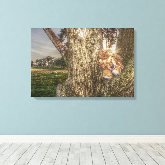 Lion en Leopard zijn Friends Canvas Print (Insitu (Houten vloer))