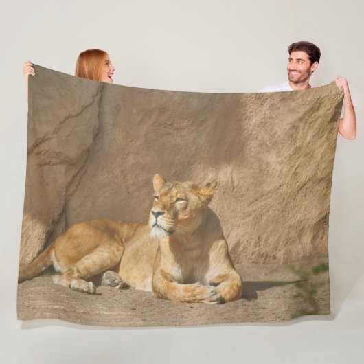 Lion Fleece Blanket (In situ)