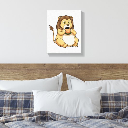 Lion met Burger Canvas Afdruk (Insitu (Slaapkamer))