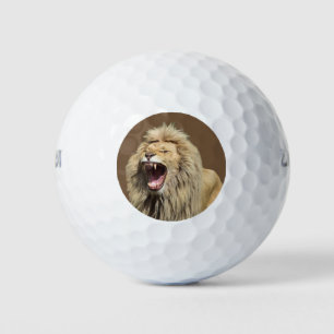 Lion met hoge spanning golfballen
