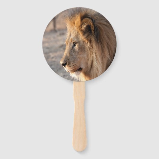 Lion Portrait Handwaaier (Voorkant)