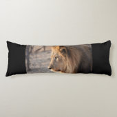 Lion Portrait Lichaamskussen (Voorkant)