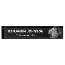 Lion Portret op zwart