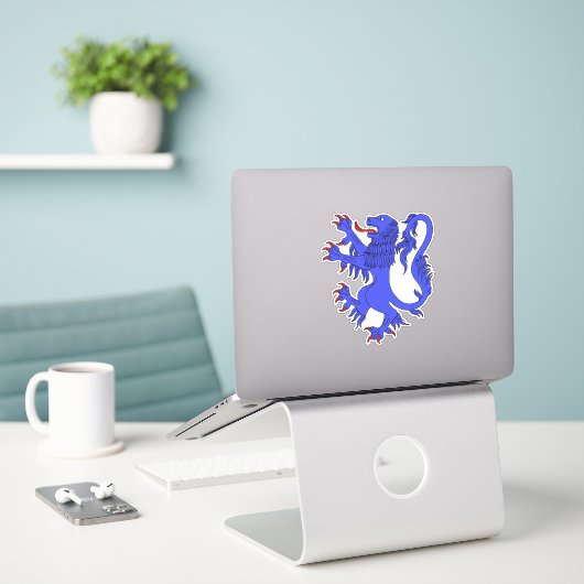 Lion Rampant Azure Sticker (Laptop op bureau)