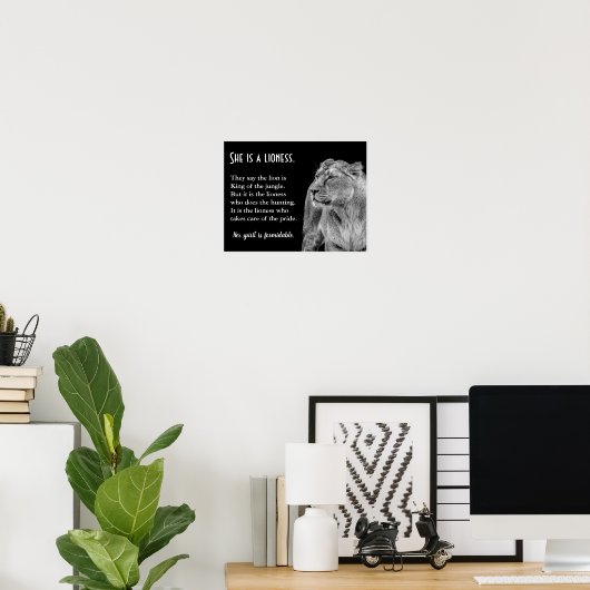 Lioness Thormed Inspirerend Poetry Poster (Thuiskantoor)