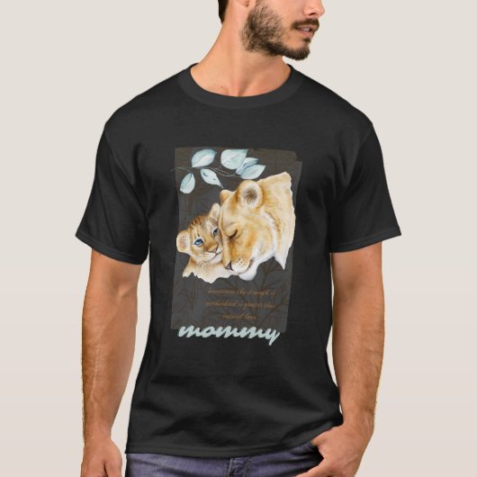 Lioness With A Lion Cub For Mothers Day T-shirt (Voorkant)