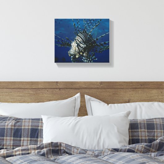 Lionfish in de oceaan Canvas (Insitu (Slaapkamer))