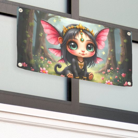 Liora – Bewaarder van Kleine Sterren. Spandoek (Buitenkant Gebouw)