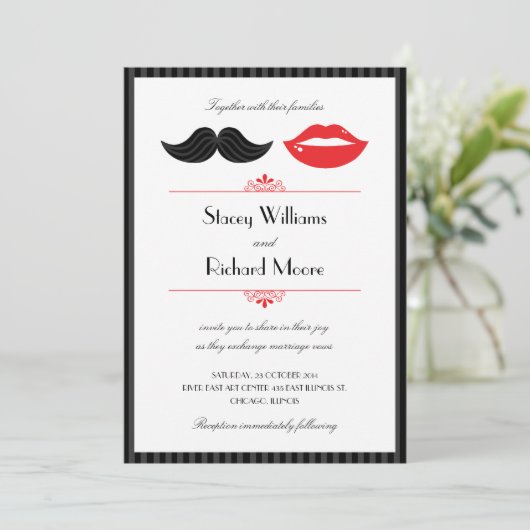Lippen en snor bruiloft uitnodiging (Staand voorkant)